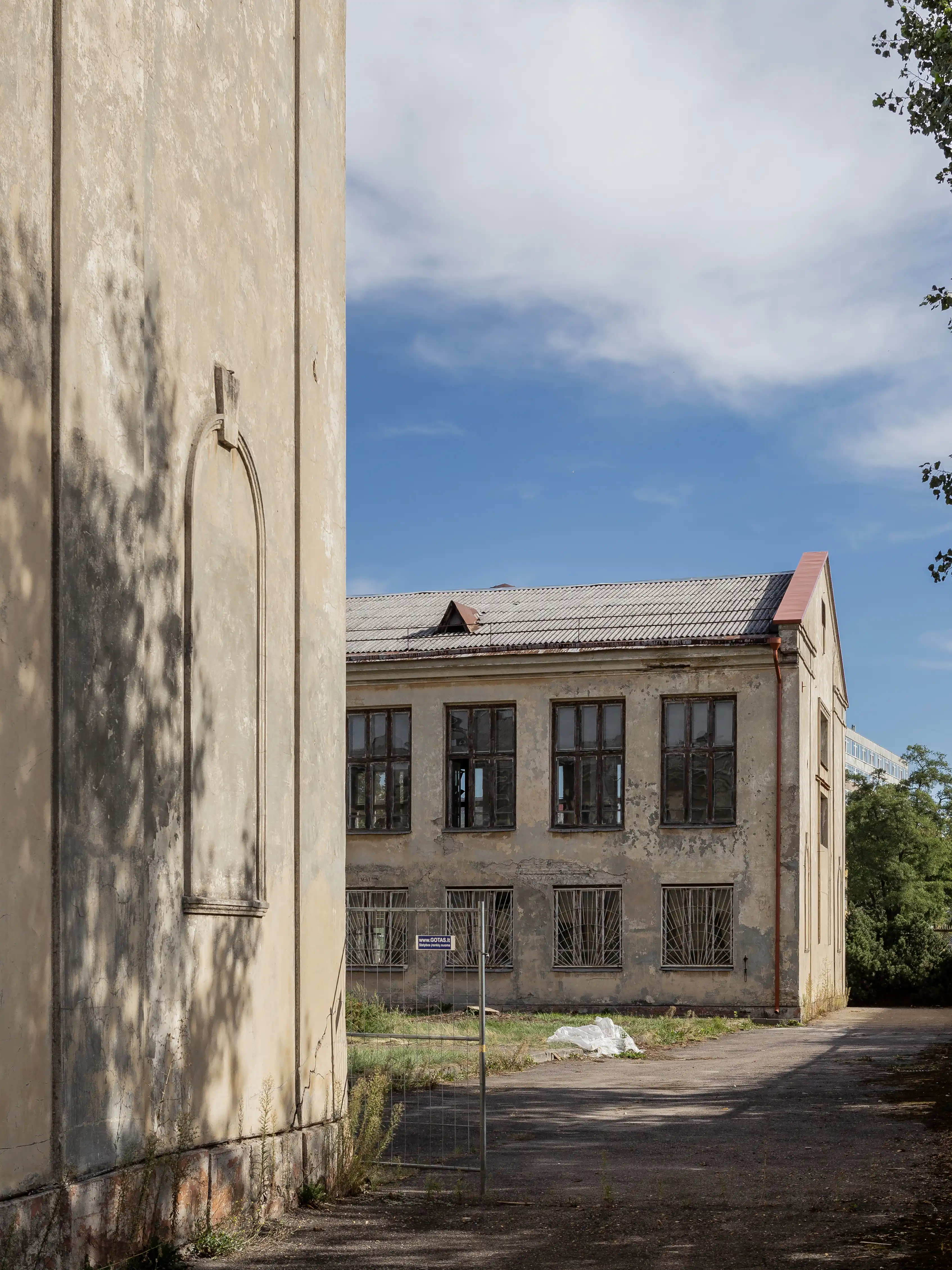 Buvusios „Lelijos“ siuvyklos pastatai prieš rekonstrukciją
